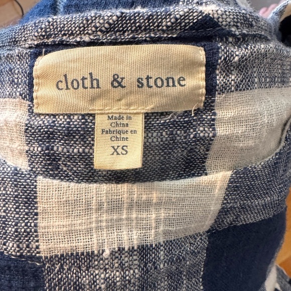 Cloth & Stone Navy and White Checkered Blouse - Picture 8 of 10